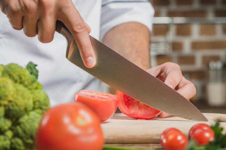 How to Choose a Chef's Knife